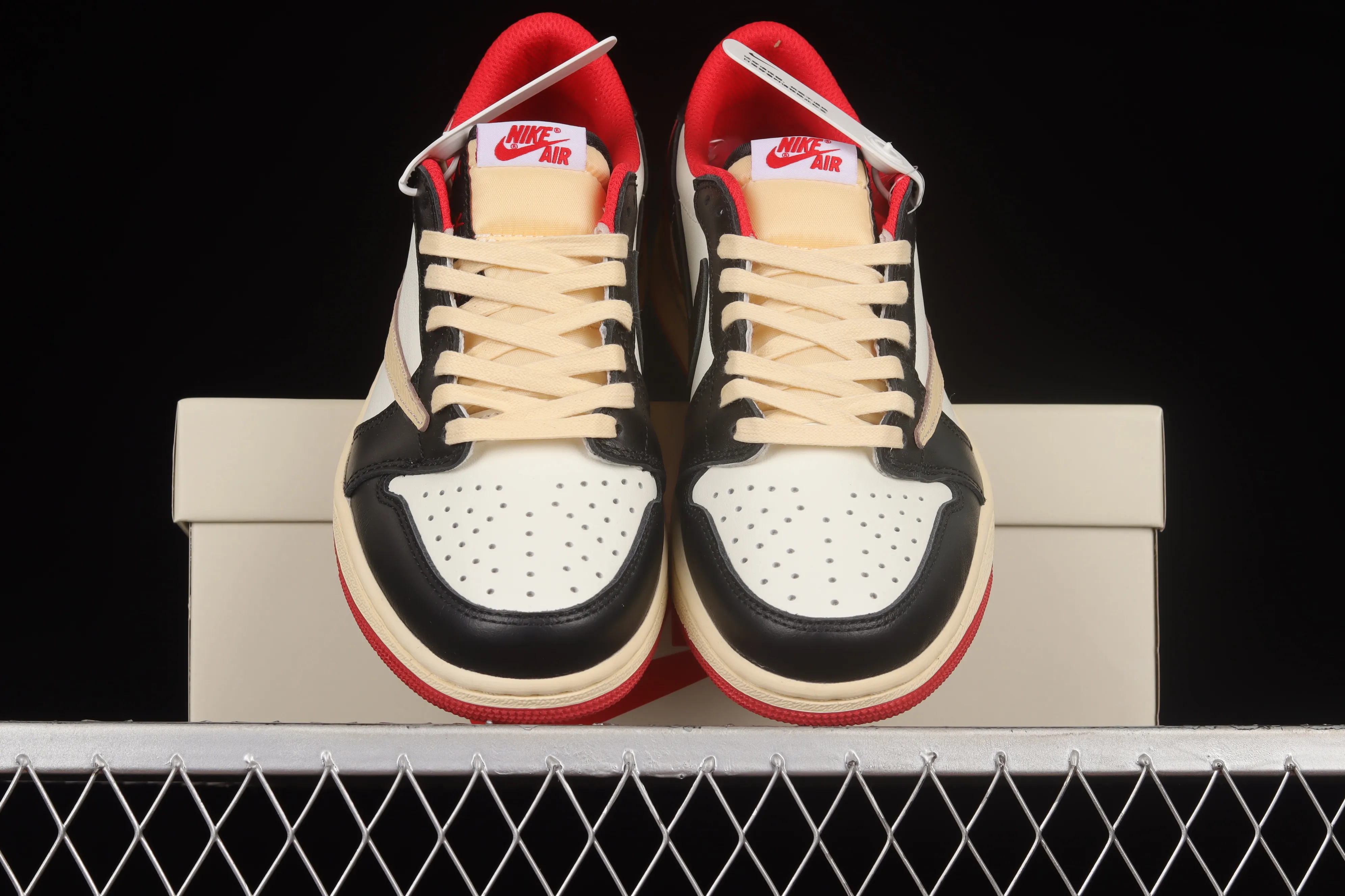 All categories Air Jordan Jordan series basketball shoes Air Jordan 1 Low Travis Scott x Air Jordan 1 Low OG AJ1 undercut low top CQ4278-125